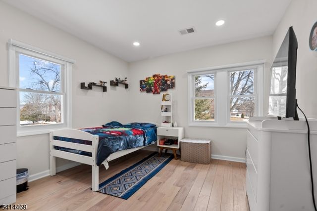 266 Elm Ave, Teaneck Twp., NJ 07666