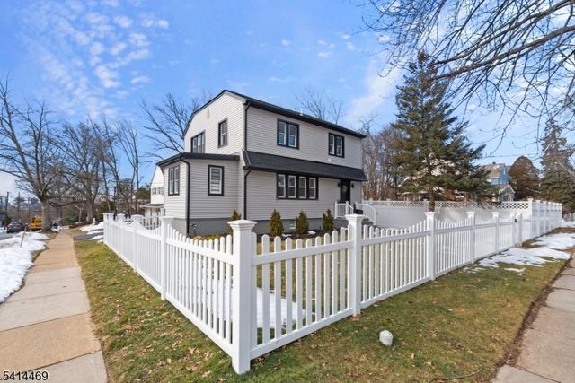 266 Elm Ave, Teaneck Twp., NJ 07666