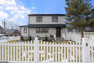 266 Elm Ave, Teaneck Twp., NJ 07666