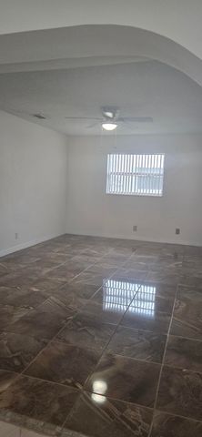 1605 SW 14th Avenue, Boynton Beach, FL 33426