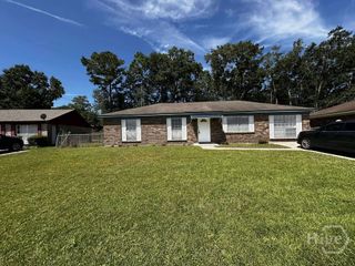25 Robin Hood Drive, Savannah, GA 31406
