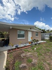 6610 W CHELSEA STREET, Tampa, FL 33634