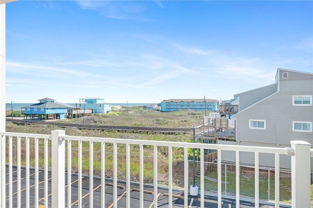 800 Sandcastle Dr 228, Port Aransas, TX 78373