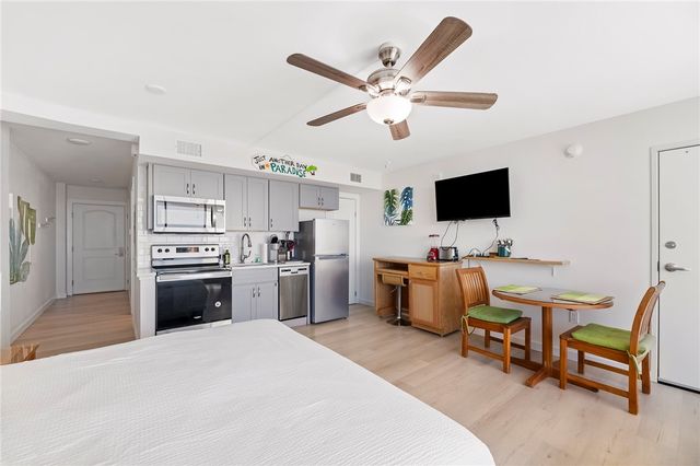 800 Sandcastle Dr 228, Port Aransas, TX 78373