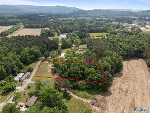 180 Burress Road, Gurley, AL 35748