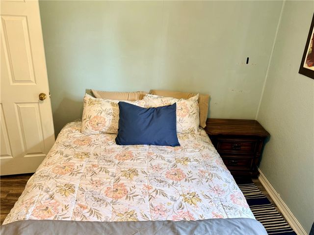 402 SE El Paso Street, Gravette, AR 72736