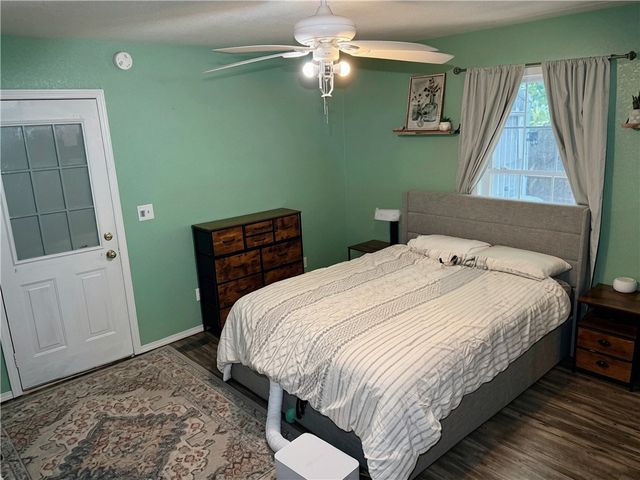 402 SE El Paso Street, Gravette, AR 72736