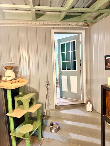 402 SE El Paso Street, Gravette, AR 72736