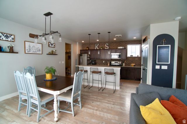 6188 W SUGARCANE DR, South Jordan, UT 84009