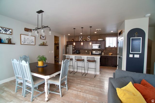 6188 W SUGARCANE DR, South Jordan, UT 84009