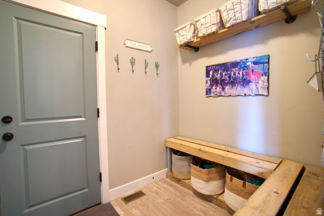 6188 W SUGARCANE DR, South Jordan, UT 84009