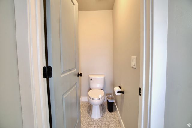 6188 W SUGARCANE DR, South Jordan, UT 84009