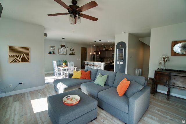 6188 W SUGARCANE DR, South Jordan, UT 84009