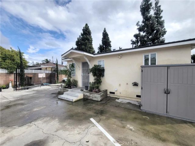 8429 Somerset Blvd., Paramount, CA 90723