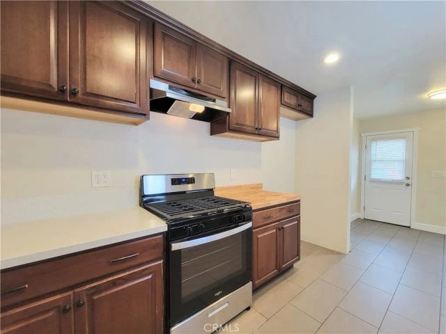 8429 Somerset Blvd., Paramount, CA 90723