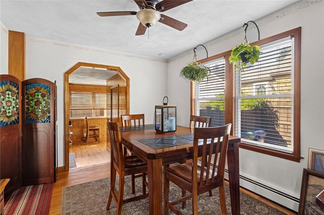 11 Yale Avenue, Warwick, RI 02888