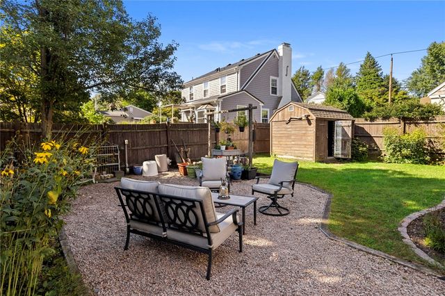 11 Yale Avenue, Warwick, RI 02888