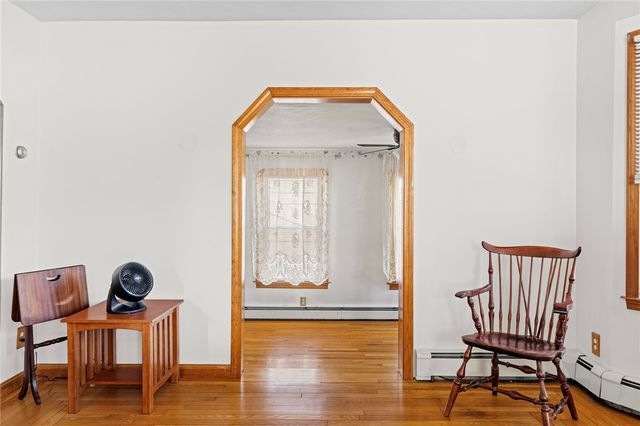 11 Yale Avenue, Warwick, RI 02888