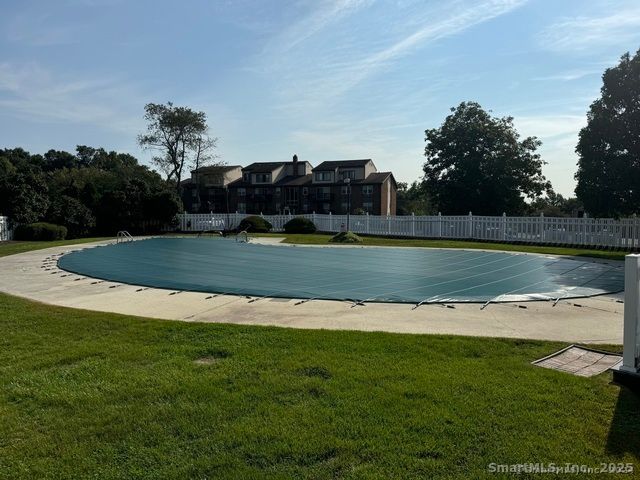 21 Balance Rock Road APT 2, Seymour, CT 06483