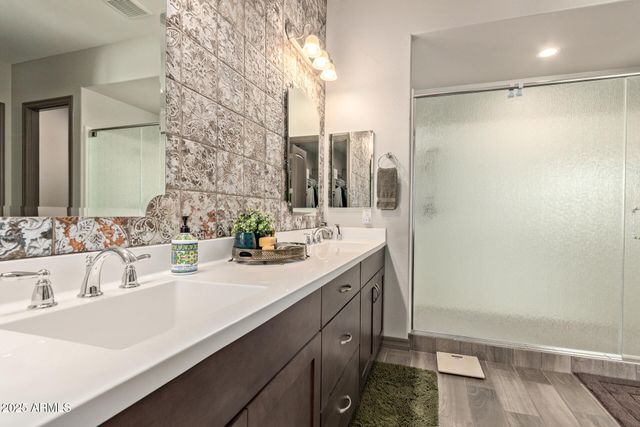 41925 W ARVADA Lane, Maricopa, AZ 85138