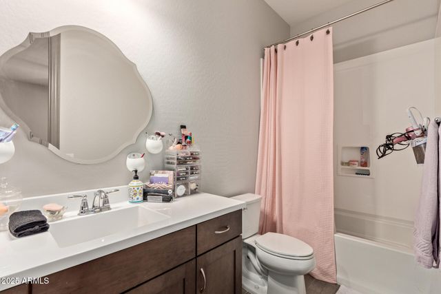 41925 W ARVADA Lane, Maricopa, AZ 85138