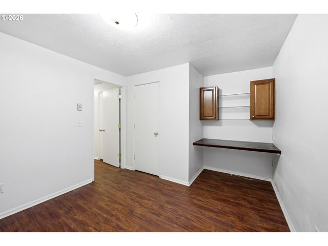 1550 Se LAVA Dr 9, Milwaukie, OR 97222