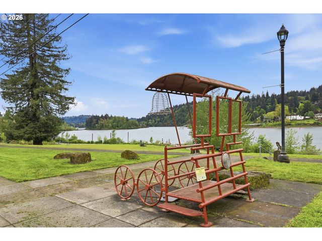 1550 Se LAVA Dr 9, Milwaukie, OR 97222