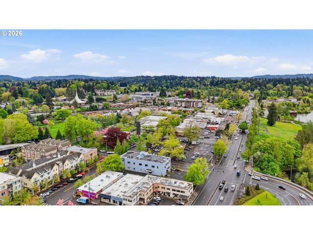 1550 Se LAVA Dr 9, Milwaukie, OR 97222