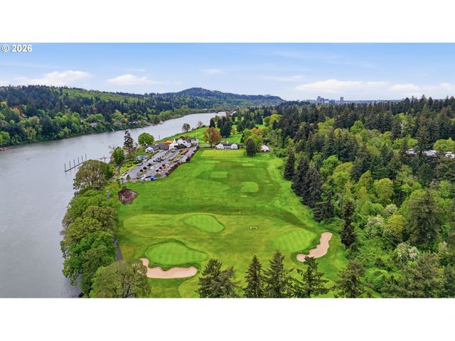 1550 Se LAVA Dr 9, Milwaukie, OR 97222