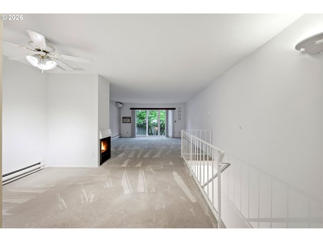 1550 Se LAVA Dr 9, Milwaukie, OR 97222