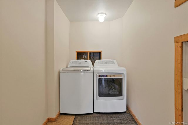 31 Powder Horn Road, Cortlandt Manor, NY 10567