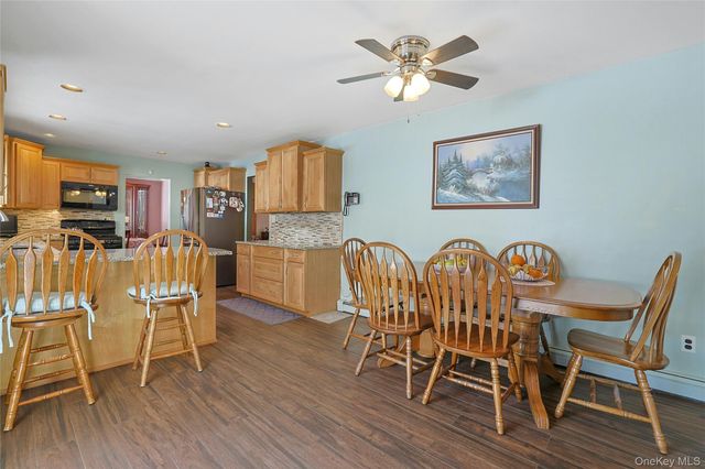 31 Powder Horn Road, Cortlandt Manor, NY 10567