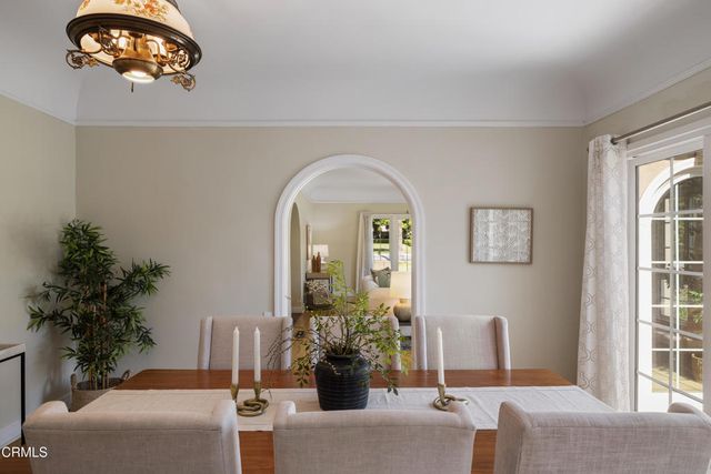 1318 Boston Street, Altadena, CA 91001
