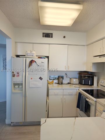 3300 NE 192nd St 1710, Aventura, FL 33180