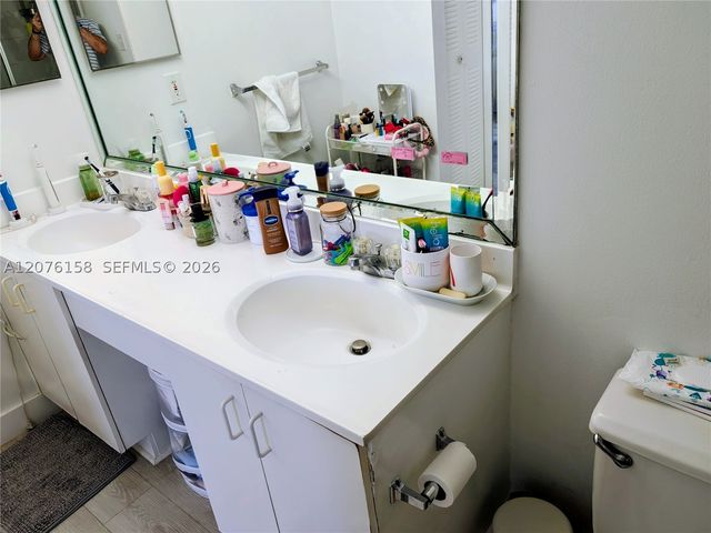 3300 NE 192nd St 1710, Aventura, FL 33180