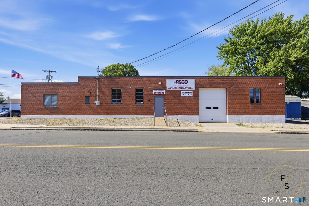 64 Cody Street, West Hartford, CT 06110