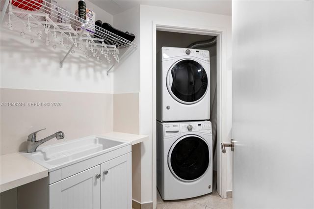 16275 Collins Ave 1501, Sunny Isles Beach, FL 33160