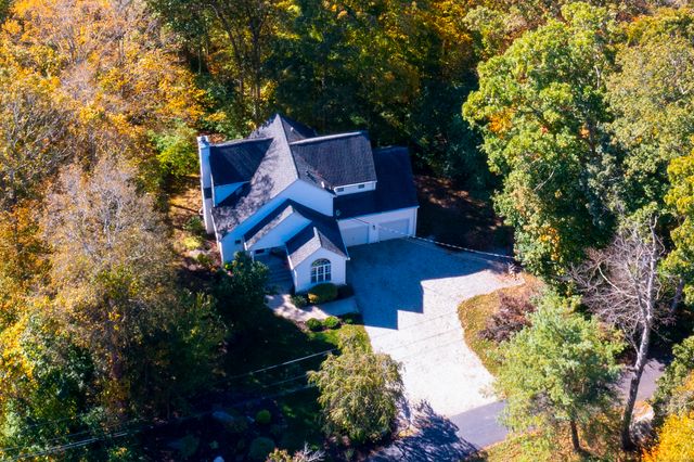 95 Main Street, Essex, CT 06442