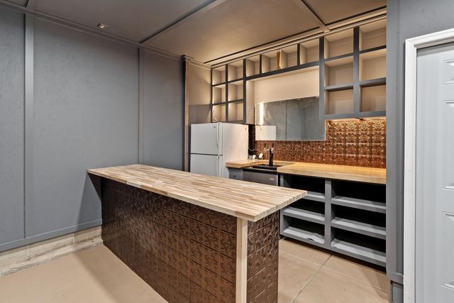 497 E Kossuth Street, Columbus, OH 43206