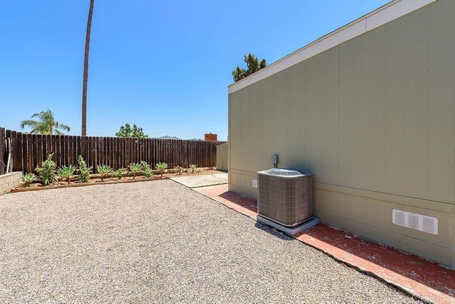 8213 Sunset Drive, Lakeside, CA 92040