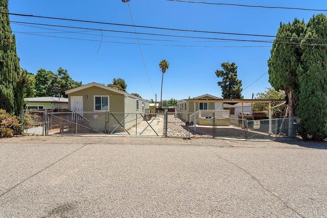 8213 Sunset Drive, Lakeside, CA 92040