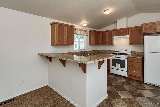 8213 Sunset Drive, Lakeside, CA 92040