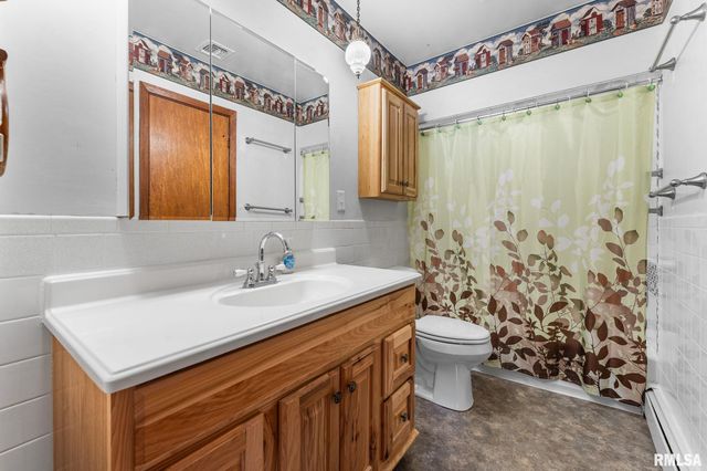 306 Holloway Street, Alexis, IL 61412