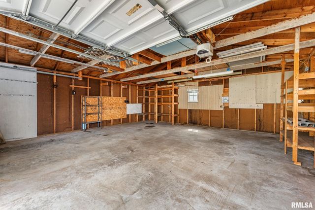 306 Holloway Street, Alexis, IL 61412