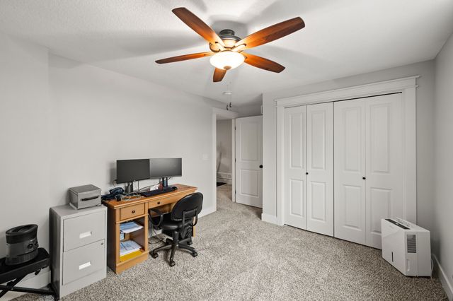 3527 E Philip Street, Des Moines, IA 50320