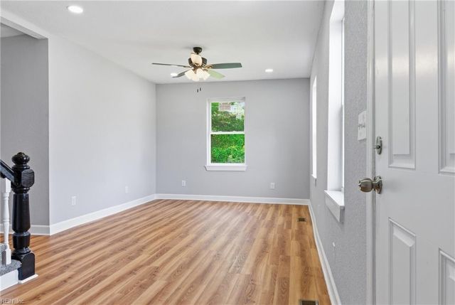 1913 Bay AVE, Hampton, VA 23661