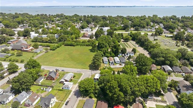 1913 Bay AVE, Hampton, VA 23661