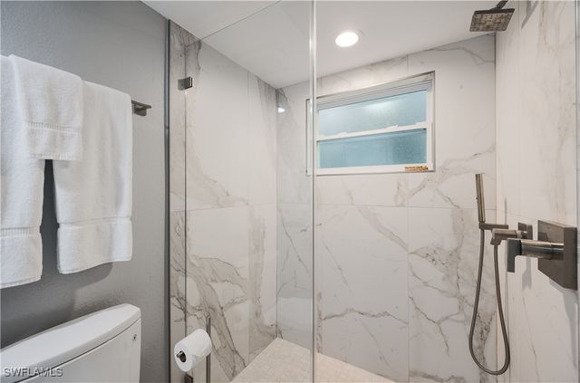 655 8th AVE S 3, Naples, FL 34102
