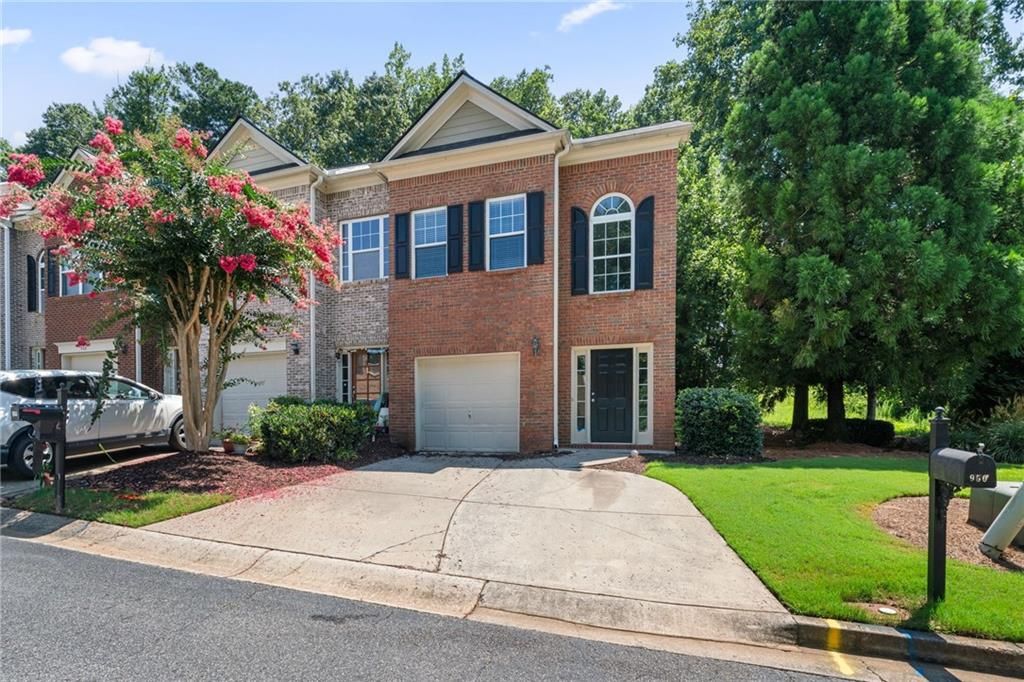 950 Firethorne Pass, Cumming, GA 30040