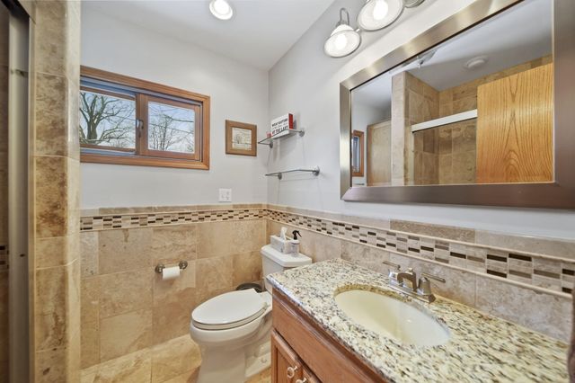 318 Cedar Street, Cambridge Twp, MI 49230